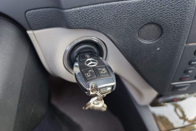 Used Mercedes-Benz C-Class 2010 C 300 Fashion Model