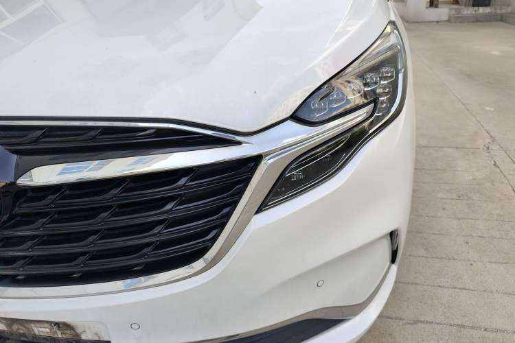 Used Buick GL8 2021 ES Landtrek 653T Luxury Model