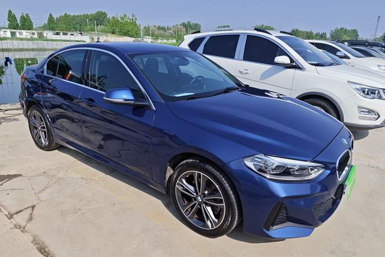 Used BMW 1 Series 2021 120i M Sport Edition Front Right 45 Deg