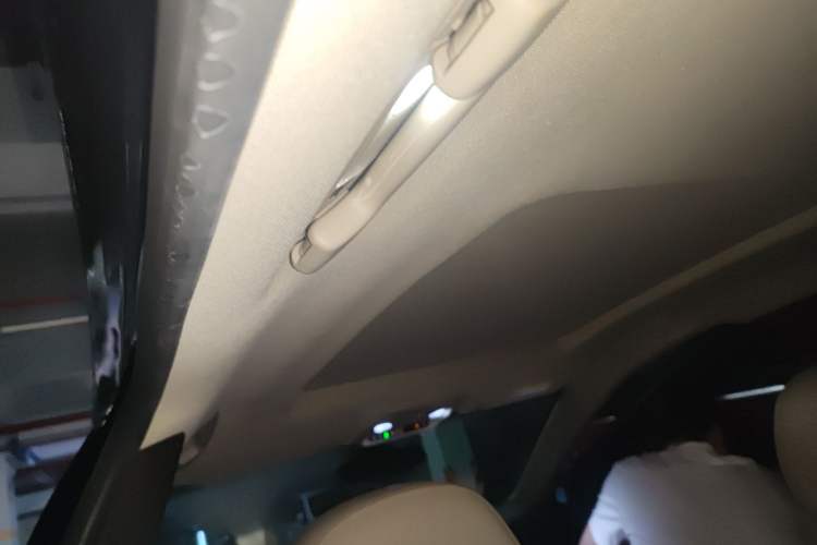 Used Cadillac XTS 2016 28T Tech Edition Headliner