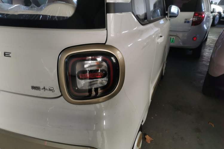 Used Bestune Pony 2026 222km Colorful Horse
