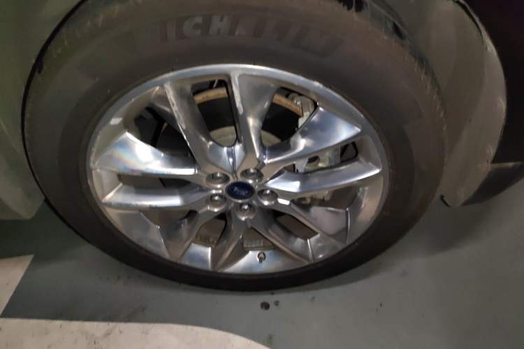 Used Ford Edge 2016 EcoBoost 245 Four-Wheel Drive Titanium 7-Seater
