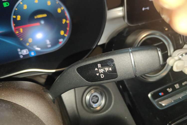 Used Mercedes-Benz GLC 2020 Facelift GLC 260 L 4MATIC Luxury Edition
