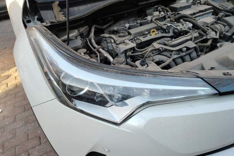 Used Toyota C-HR 2018 2.0L Leading with Sunroof China V Standard