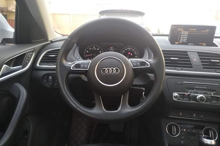 Used Audi Q3 2018 30th Anniversary Edition 30 TFSI Fashion Model