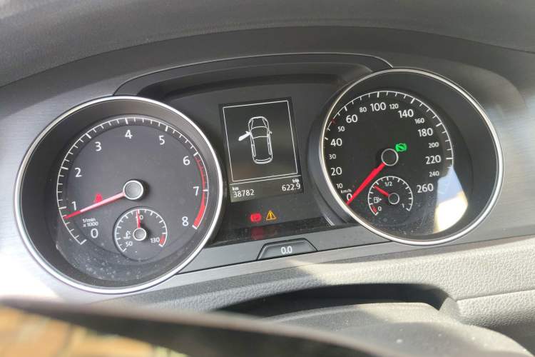 Used Volkswagen Golf 2016 1.6L Automatic Comfort Model
