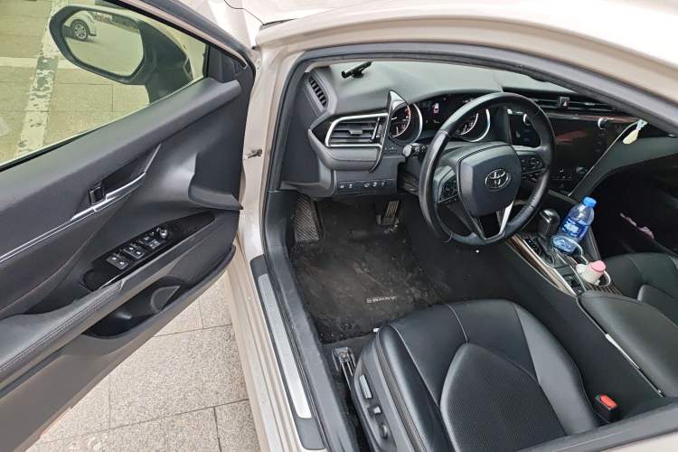 Used Toyota Camry 2019 2.0G Luxury Edition China V Standard