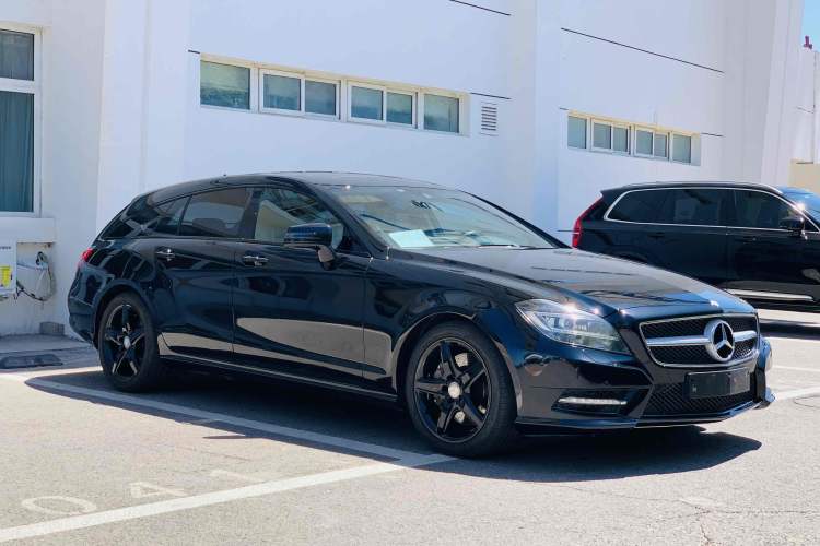 Used Mercedes-Benz CLS 2013 CLS 350 Shooting Brake Fashion Edition Front Right 45 Deg