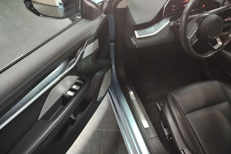 Used Zeekr 001 2021 Long-Range Dual-Motor WE Edition
