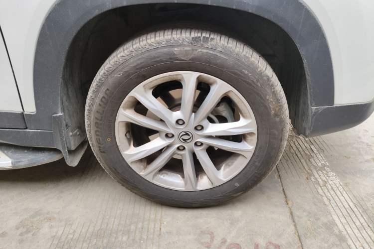 Used Dongfeng Fengon S560 2019 1.8L Manual Urban Model Right Front Wheel Hub