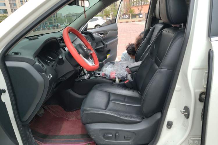 Used Nissan X-Trail 2017 2.5L CVT Luxury Edition 4WD
