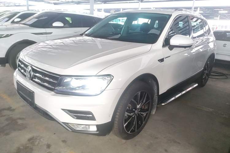 Used Volkswagen Tiguan L 2019 330TSI Automatic Two-Wheel Drive Smart Luxury Version China VI Standard