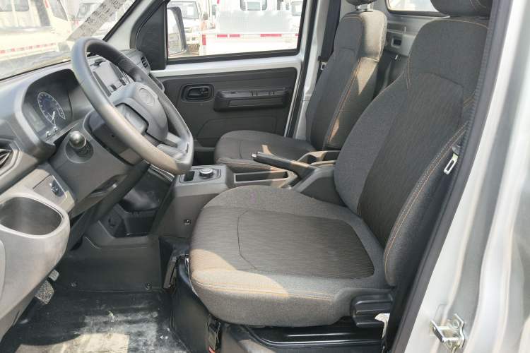 Used Karry Xiaoxiang X7 2024 AVIC Battery (3815 Cargo Box) Side-Panel Truck – Deluxe Model Left Rear Seat