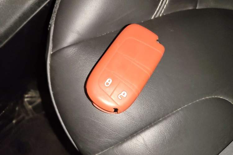 Used Jeep Cherokee 2016 2.4L Leading Edition