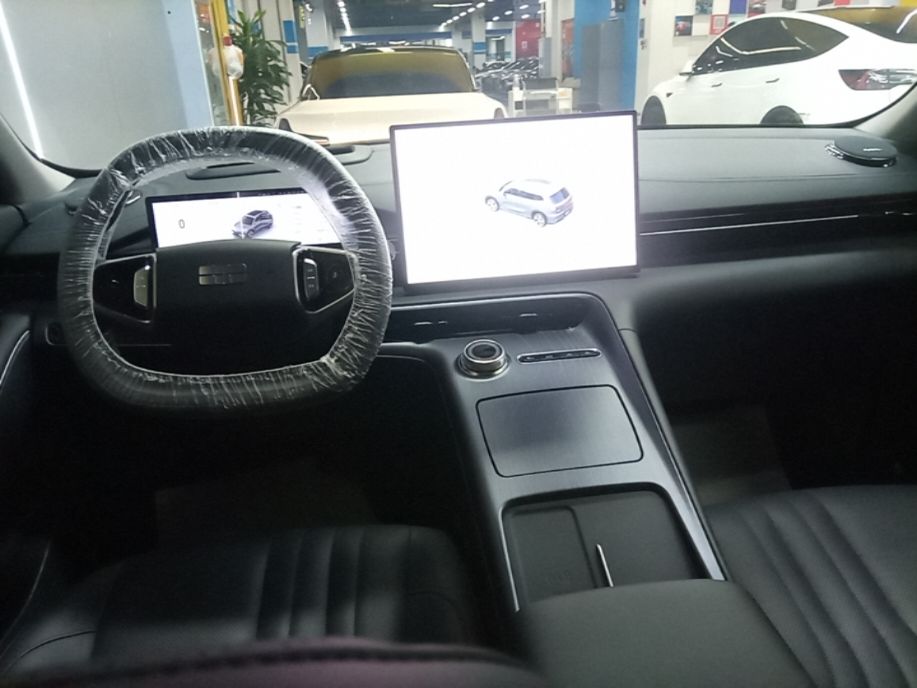 Geely Galaxy E5 2026 Model 610km Exploration+ Edition — снимка 12
