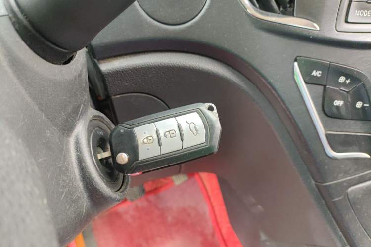 Used GAC Trumpchi GA3S Vision 2014 1.6L Manual Luxury Edition
