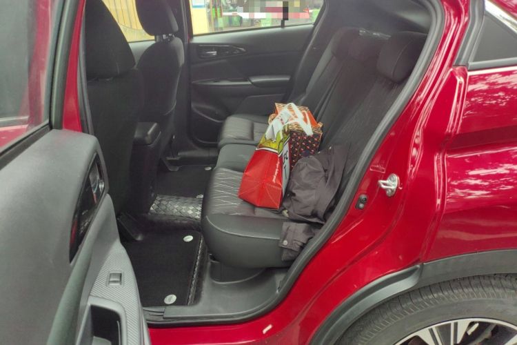 Used Mitsubishi Eclipse Cross 2019 1.5T CVT Two-Wheel Drive Fearless Edition China VI Standard Left Rear Seat