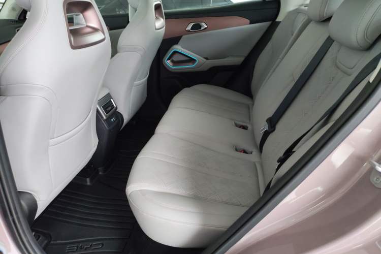 Used BYD Yuan UP 2025 Intelligent Driving Version 401 km Beyond-Range Edition