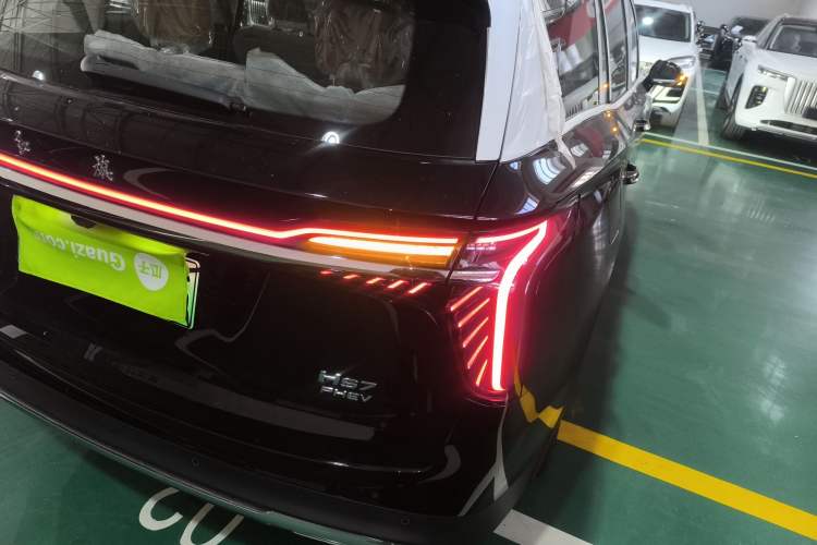 Used Hongqi HS7 PHEV 2025 Model 2.0T PHEV Four-Wheel Drive 2 Millionth Anniversary Edition—7 Seats