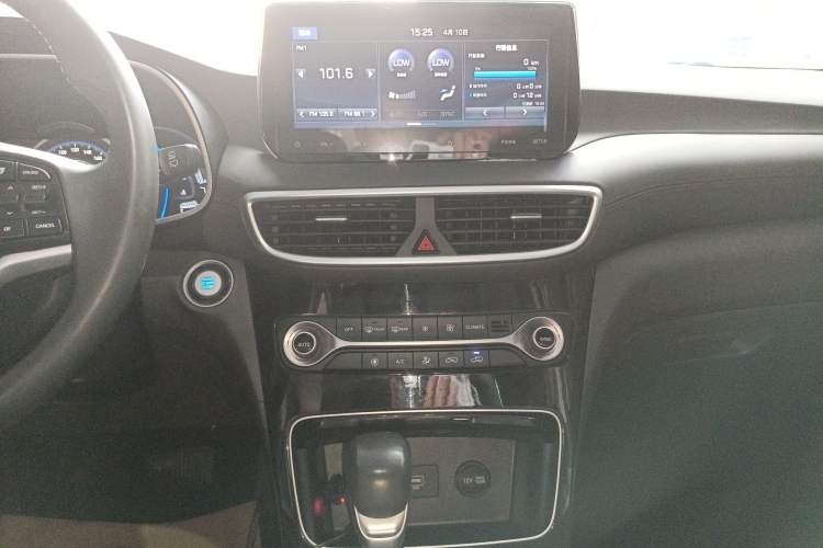 Used Hyundai Tucson 2019 280TGDi Dual-Clutch Two-Wheel Drive Fashion Edition China VI Standard Audio And AC Panel