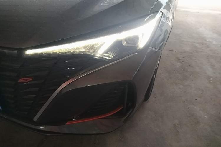 Used CHANGAN Eado 2024 PLUS Blue Whale NE 1.4T GDI DCT High-Energy Edition
