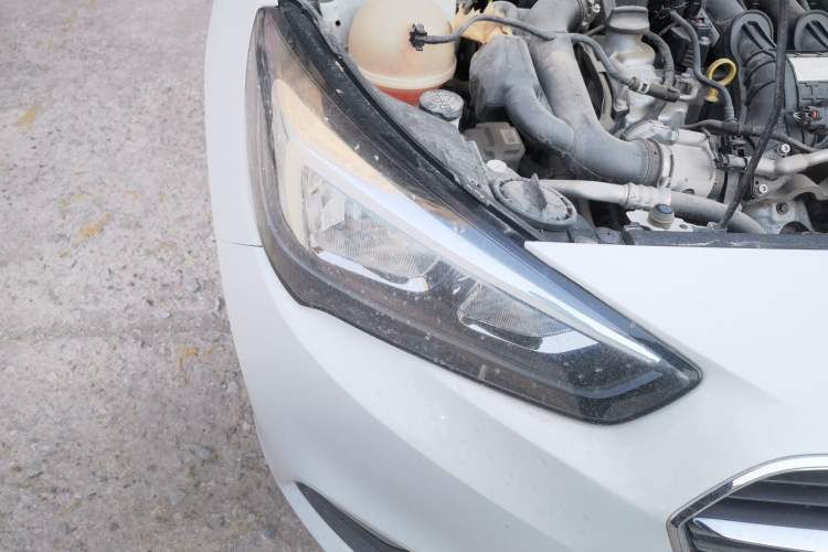 Used Buick Excelle 2020 15N CVT Elite Edition Right Front Headlight