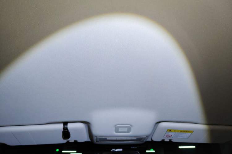 Used Roewe i5 2020 1.5L Manual 4G Connect Luxury Edition
