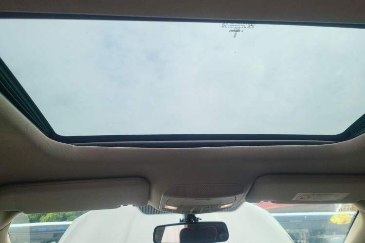 Used Lincoln MKC 2017 2.0T Two-Wheel-Drive Luxury Edition Headliner