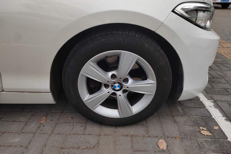 Used BMW 2 Series 2014 220i Leading Model
