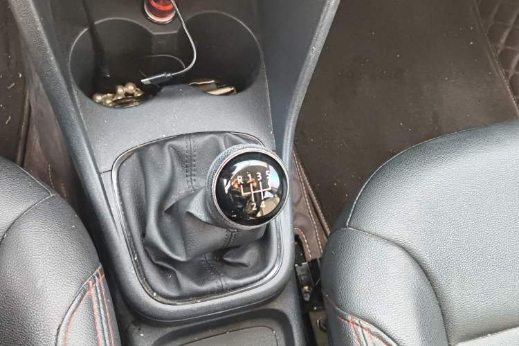 Used Volkswagen Polo 2016 1.4L Manual Fashion Model
