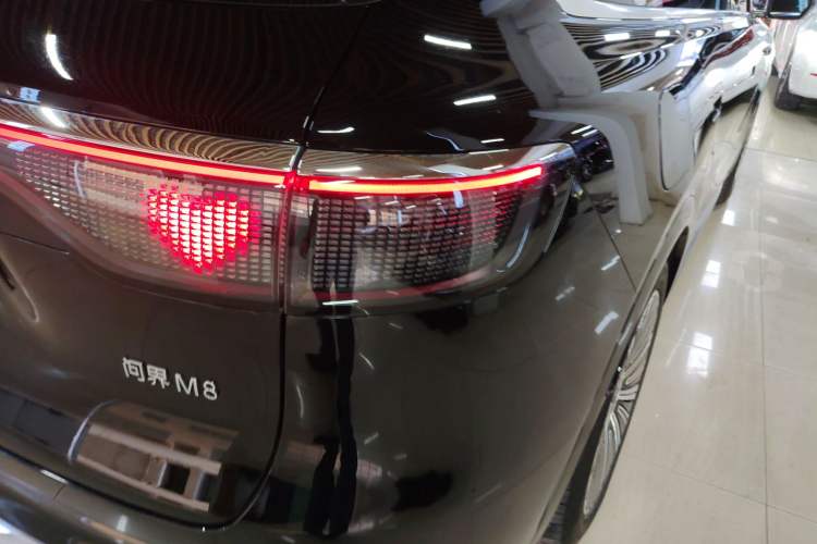 Used Hima AITO M8 2025 Extended-Range Max+ Version 53.4 kWh 6-Seater Edition
