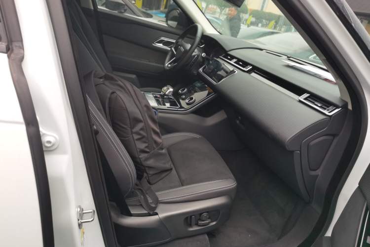 Used Land Rover Range Rover Velar 2022 250 PS