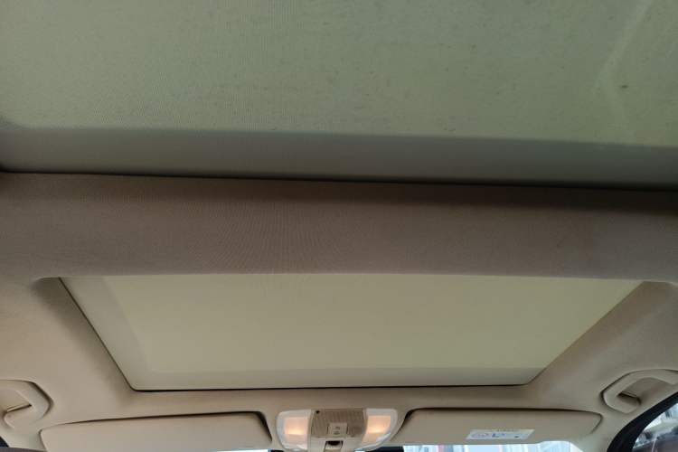 Used Mercedes-Benz GLK-Class 2015 GLK 260 4MATIC Dynamic Edition Ultimate Version
