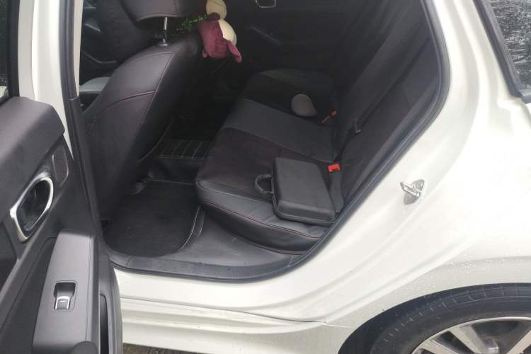 Used Honda Civic 2022 240TURBO CVT Dynamic Edition Left Rear Seat