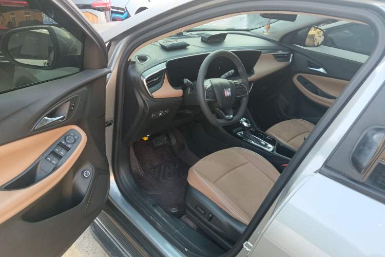 Used Buick Encore PLUS 2023 Smart Fun Edition