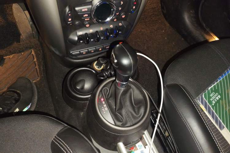 Used MINI Countryman 2011 1.6L COOPER Fun
