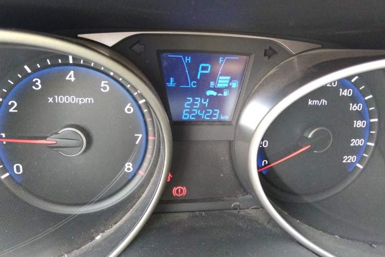 Used Hyundai ix35 2015 2.0L Automatic 2WD Smart Type China IV