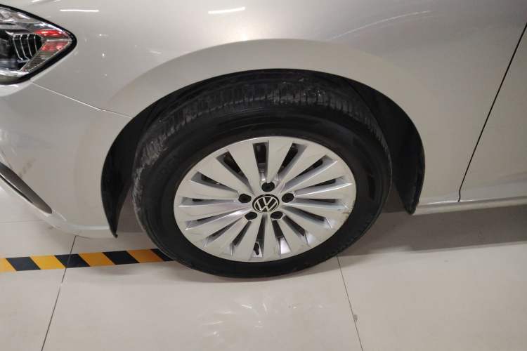 Used Volkswagen Lavida 2022 1.5L Automatic Comfort Edition
