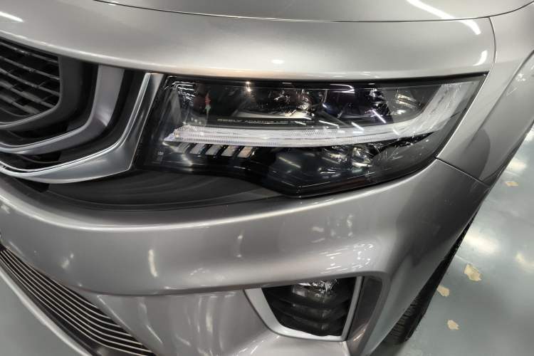 Used Geely Auto Haoyue 2020 1.8TD DCT Flagship 7-Seater Left Front Headlight