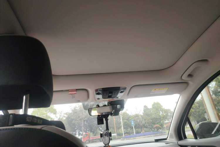 Used Kia Sportage (Chinese Domestic Model) 2023 1.5T Two-Wheel Drive Prestige Edition
