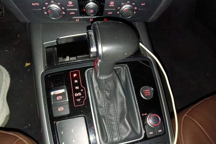 Used Audi A6L 2014 TFSI Standard Model Gear Lever