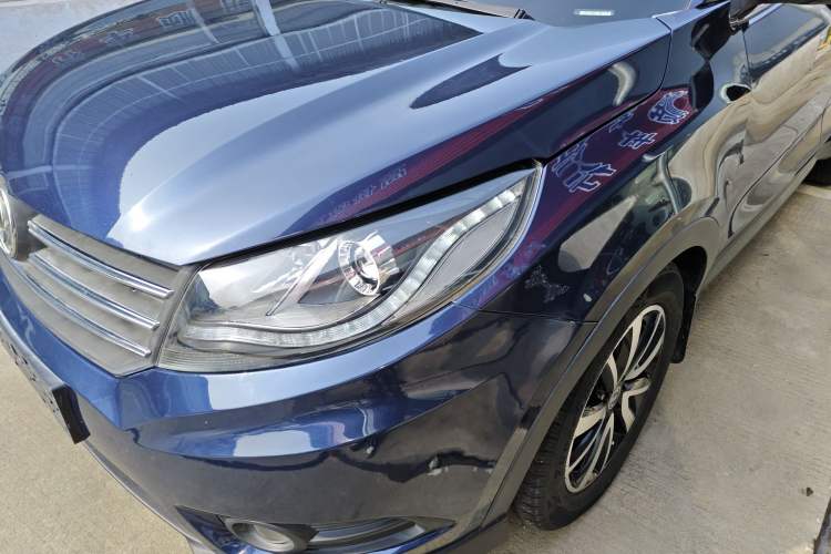 Used Dongfeng Fengon 580 2017 1.5T CVT Luxury Model
