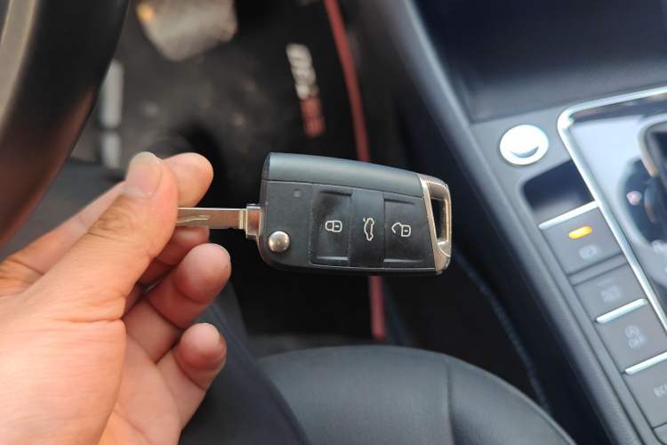 Used Volkswagen Bora 2021 280TSI DSG Elite Smart Connectivity Version Vehicle Key