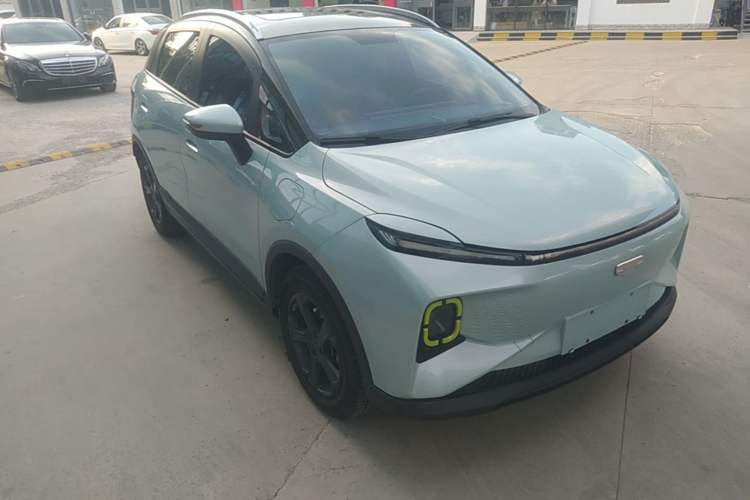 Used Geometry E Firefly 2022 401 km Linglong Tiger 4 Seats

