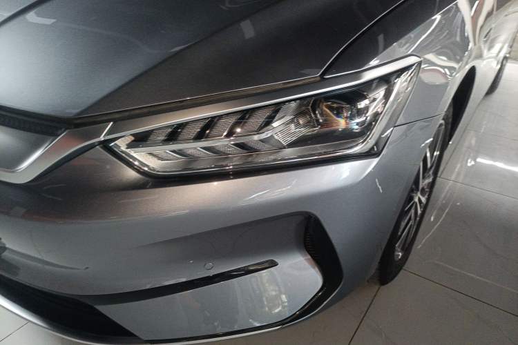 Used BYD Qin PLUS 2024 Honor Edition EV 420KM Beyond Model Left Front Headlight