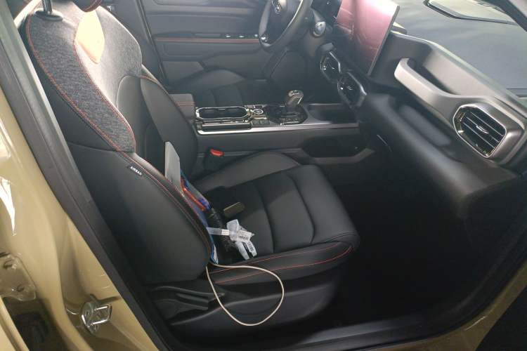 Used Geely Auto Cowboy 2025 1.5TD Trendy Play Edition