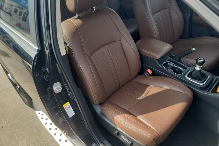 Used BYD S7 2016 1.5T Manual Luxury Edition
