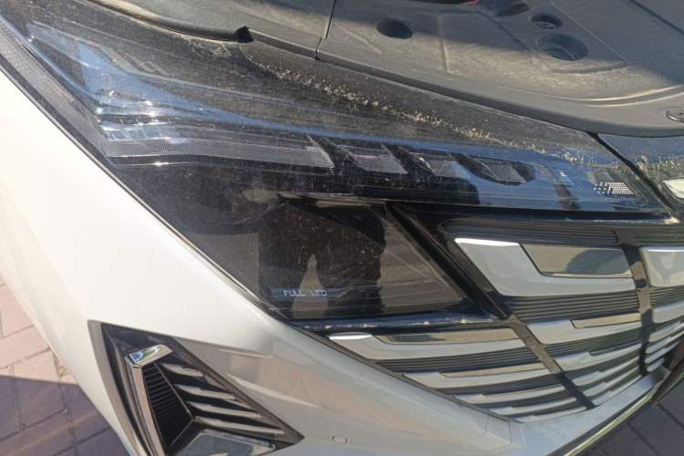 Used CHANGAN UNI-Z New Energy 2024 Blue Whale Smart Electric iDD 125km Beyond Edition Right Front Headlight