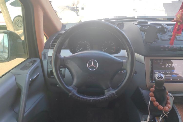 Used Mercedes-Benz Vito 2011 2.5L Elite Edition
