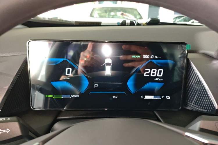 Used Dongfeng Aeolus SKY EV01 2025 530 km AIR Elite Edition